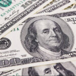 【あれ？】〔東京外為〕ドル、155円台前半     前週末比1円40銭の大幅ドル高・円安  (2日午前9時)