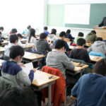 中学入試『地球連邦政府に対して独立戦争を挑む作品を答えなさい』君はこの問題が解けるか？