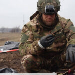 【戦場珍事】捕虜のウクライナ兵が逆にロシア兵を投降させる／ロシア軍司令部が占領宣言した街で逆にロシア兵がウクライナ軍に包囲されプーチンに泣きつく