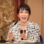 【速報】高市早苗「サラリーマンの入院費負担を2年ごとに増やすわよ！」