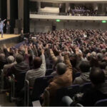 中革連の総決起大会の様子がこちら