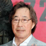 武田鉄矢　二人並んで左向いて三途の川を見てるの？全然映えないよ