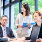 外国人雇えば80万貰えているとキレるのがおかしいよな。80万貰ったぐらいで会社員なんか雇いたくない