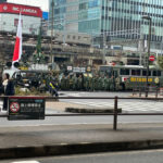 高市当選の祝賀パレードか？秋葉原に大量の右翼の集団現る