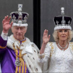 「捜査は公正で適切」と英国王