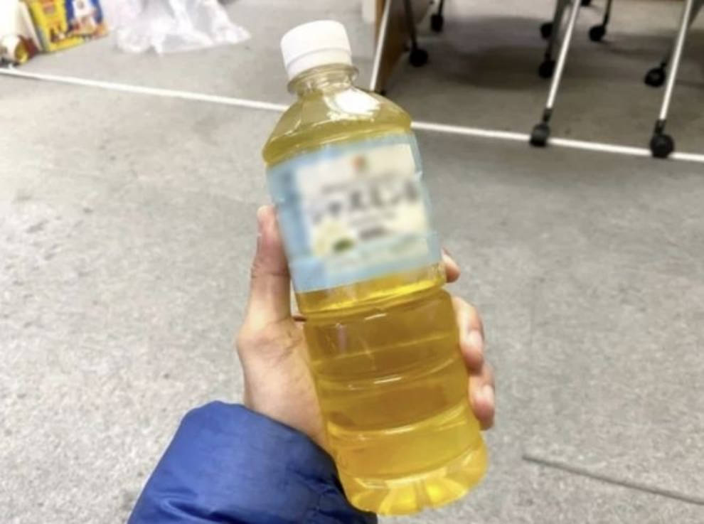 【コーラを開けて尿を注ぎ、棚に戻す】 香港63歳男が1年以上続けた”異常犯行”の全貌