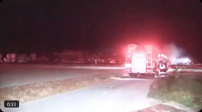 【火災】愛知県西尾市一色町の養豚場「オインク」で19日深夜、木造豚舎4棟が全焼。飼育中のブランド豚「三河おいんく豚」約2000頭が焼死した