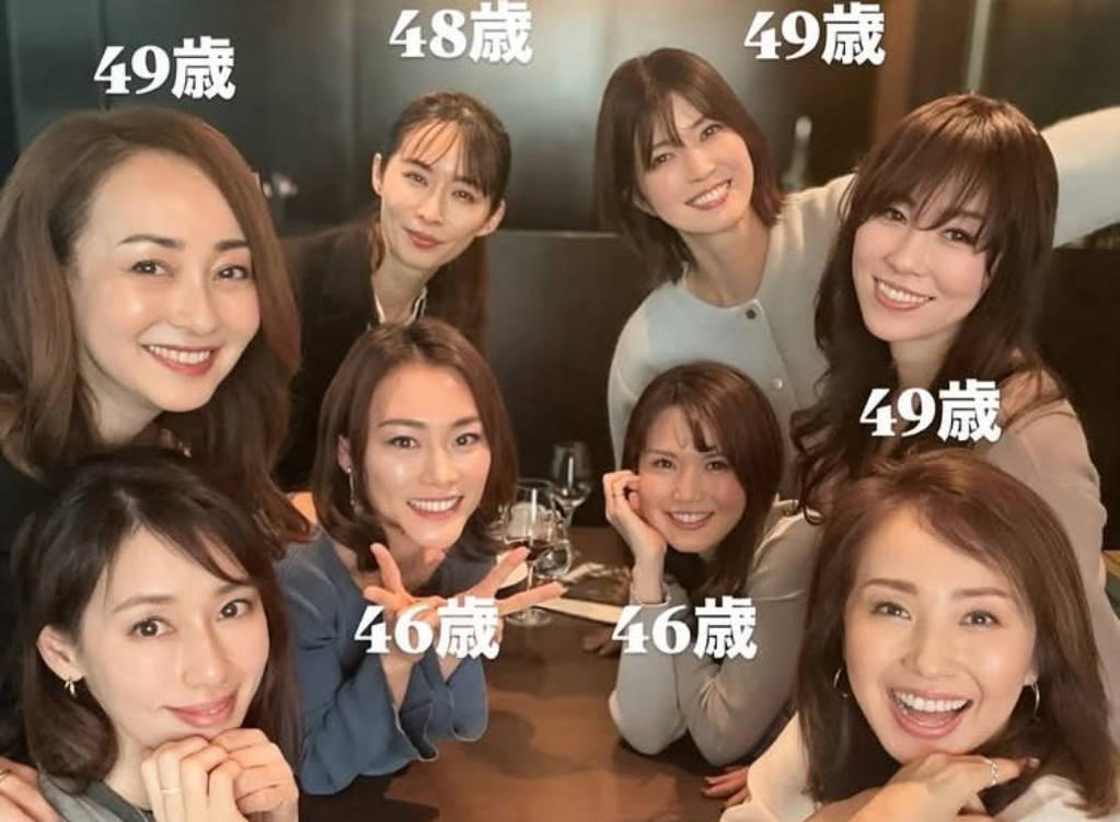 【画像】おばさんだらけの女子会、地獄ｗｗｗ