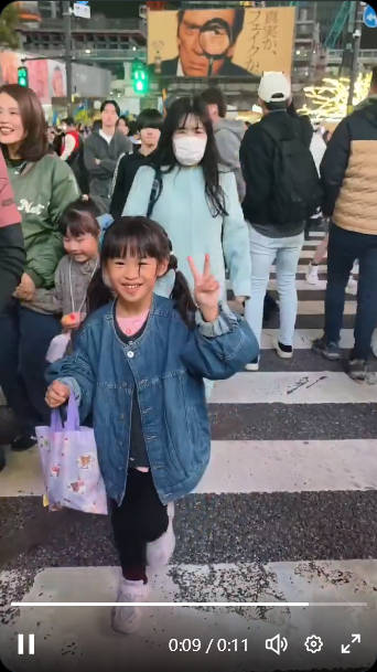 【特定班ヨロ】渋谷のスクランブル交差点で台湾人の子どもがぶつかられて転倒するも、女性は謝罪しないで通りすぎてしまう →→ ネット「これはありえない」「絶対故意だろ」「これは両方に非がある」