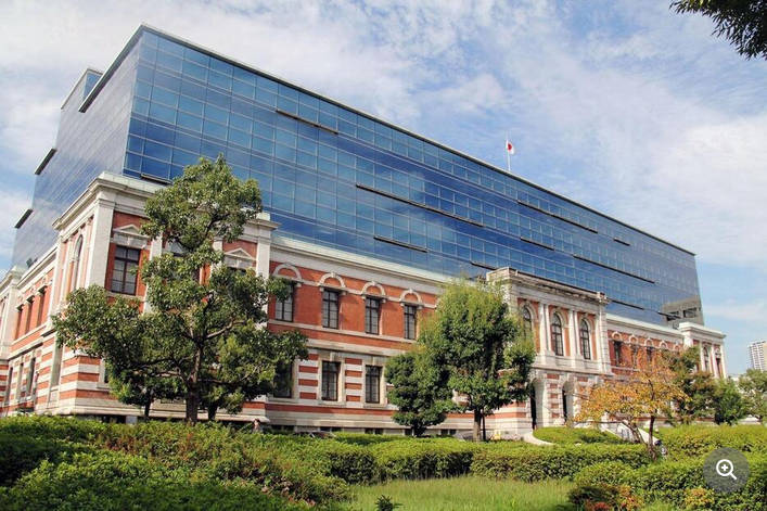 中国人遺族「日本の踏切に中国語の標識がなかったせいで娘が死んだ。賠償金払え」