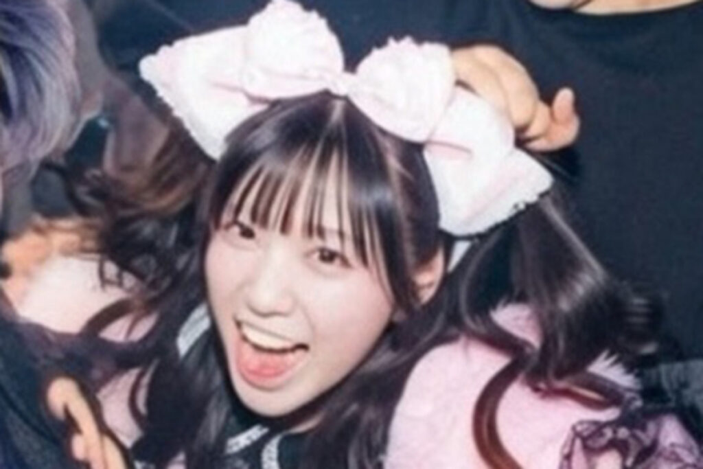 アイドルがさっぽろ雪まつりにスク水で出演→スク水オク出品、ファンに洗剤一気飲み強要の前科も