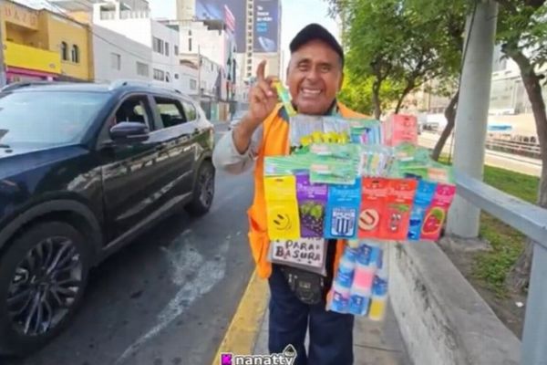 ペルーにて露天商を罵倒した日本人女配信者、大炎上を受けて本人に謝罪【動画】