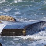 【石川テレビ】 石川県志賀町の海岸に「ハングルの様な文字」が記された木造船が漂着 朝鮮半島から流れ着いたか