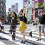 【言葉も出ない】外国人が渋谷スクランブル交差点近くで「路上焼肉」