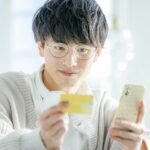 【経済】「筆者の初任給は13万円だった」「約7割の企業が新卒初任給を引き上げ」…　昭和世代とは大違い、今時の若者の「贅沢の仕方」