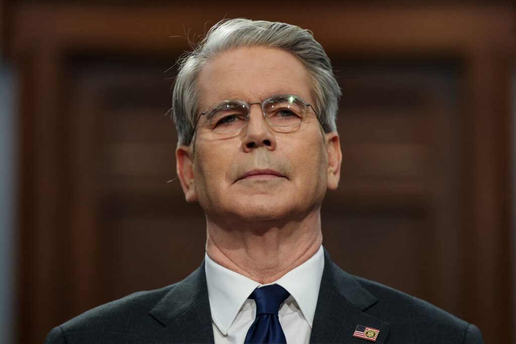 【米国】週内にも全世界関税15％へ　米財務長官