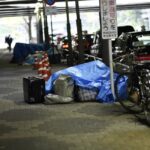 【社会】月15万払えても家が借りれない…収入があってもネカフェを抜け出せない「見えないホームレス」の絶望