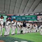 【WBC】「お辞儀、見た？」　WBC天覧試合、最敬礼していた侍選手吉田正尚に感銘の嵐　角度は45度「これぞ日本人」