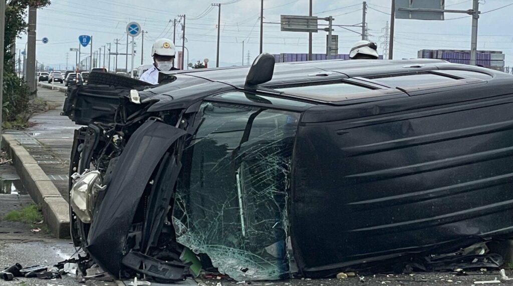 【富山】「赤信号でも行ってやろうと思った」国道8号で親子2人死亡の事故で26歳男を逮捕 危険運転致死の疑い