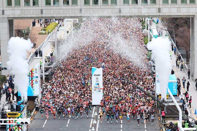 【陸上】東京マラソン　視聴者大困惑…「契約違反にならないのか？」　ペースメーカーが遅すぎて「ちゃんと仕事して」