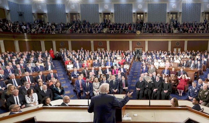 米民主党　エプスタイン事件の資料を捜査当局が処分と非難　クリントンへは言及なし