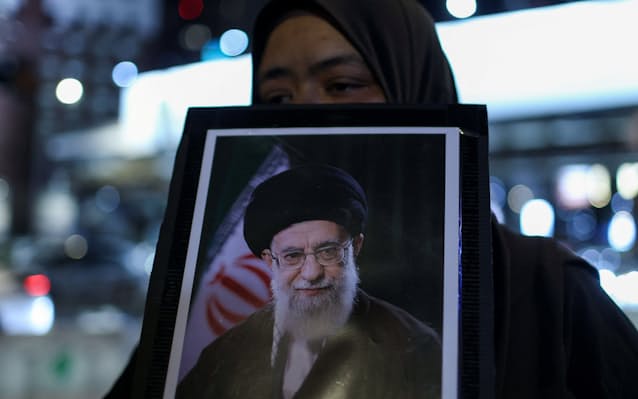 イラン攻撃｢危険な不確実性の序章｣　米メディア、地域不安定化を懸念