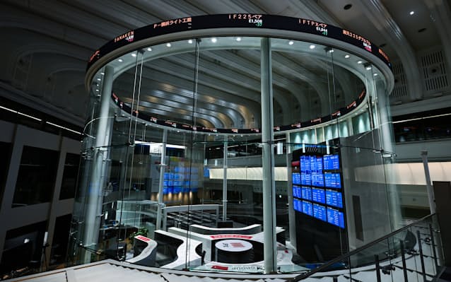 イラン攻撃、市場は「株安・円安」先行か　原油急騰なら日本株の重荷に