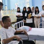 インドネシア大卒者、日本の介護職など人気　国内就職難で受け皿に