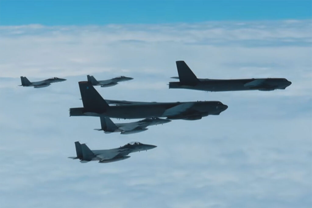 米中の戦闘機が黄海上で対峙 「台湾侵攻なら北京空爆」と習近平を威嚇したトランプ　李在明は米国に八つ当たり