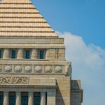 【輸送力不足への対応】「対面」以外の受け取り倍増へ　「置き配」含め、政府目標