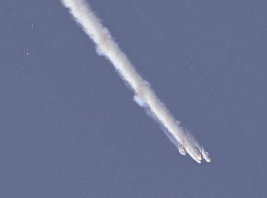 カイロス３号機打ち上げ失敗、１分後に上空で旋回…スペースワン「ミッション困難と判断し飛行中断措置」