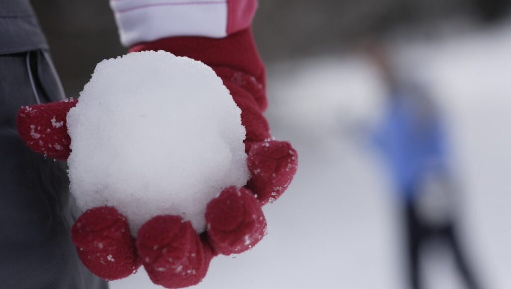 「雪合戦を五輪競技に！」　海外メディアも報じる北海道・壮瞥町の挑戦