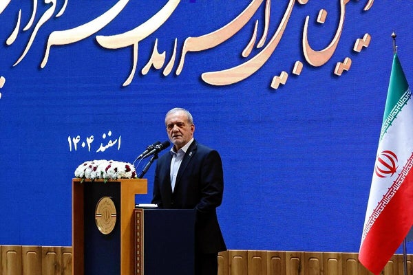 【イラン】ペゼシュキアン大統領「回避を試みたが、自衛の道しかなかった」報復攻撃を釈明、軍も声明「米とイスラエル以外に敵意はない」