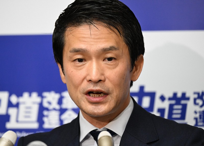 中道・小川氏　幹部ら政治資金パーティー「制約するつもり毛頭ない」