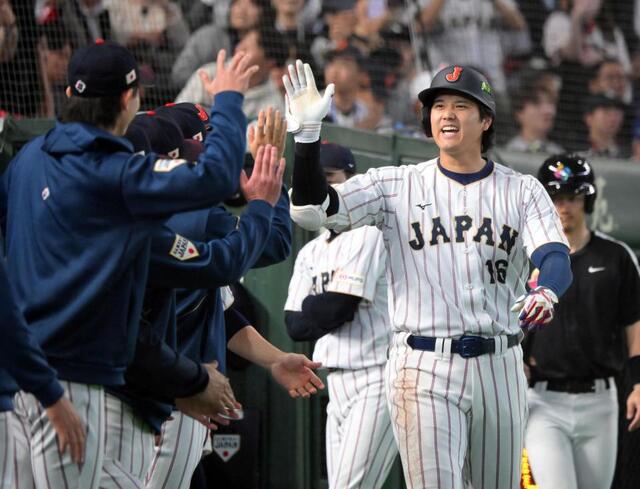 【ＷＢＣ】「大谷ワロタｗ」「小学生かｗ」大谷同点アーチ後→ベンチ帰ってきて連呼したワードにＳＮＳ沸騰「はい同点～！」「はい同点～！」