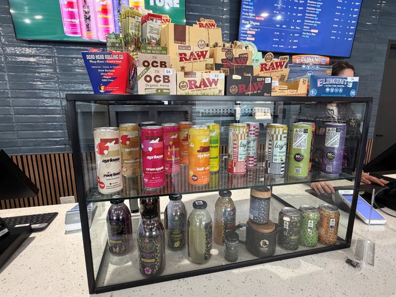 アメリカの高校で広がる大麻使用　学校対策はいたちごっこ | 合法化が進むアメリカ　学校現場で新たな課題