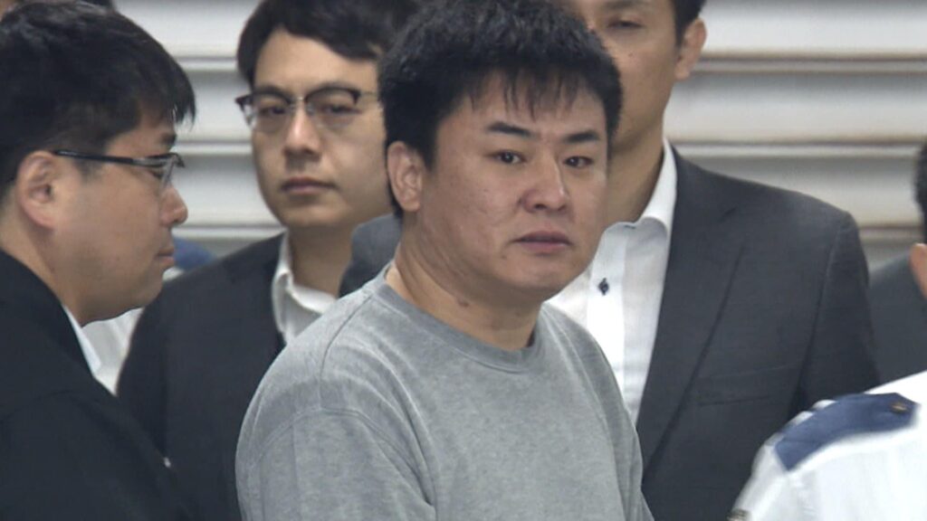 【FNN】 偽造「昭和天皇在位60年」銀貨250枚を中国から密輸容疑　中国籍の男を再逮捕　7都県で計1000枚超を両替か