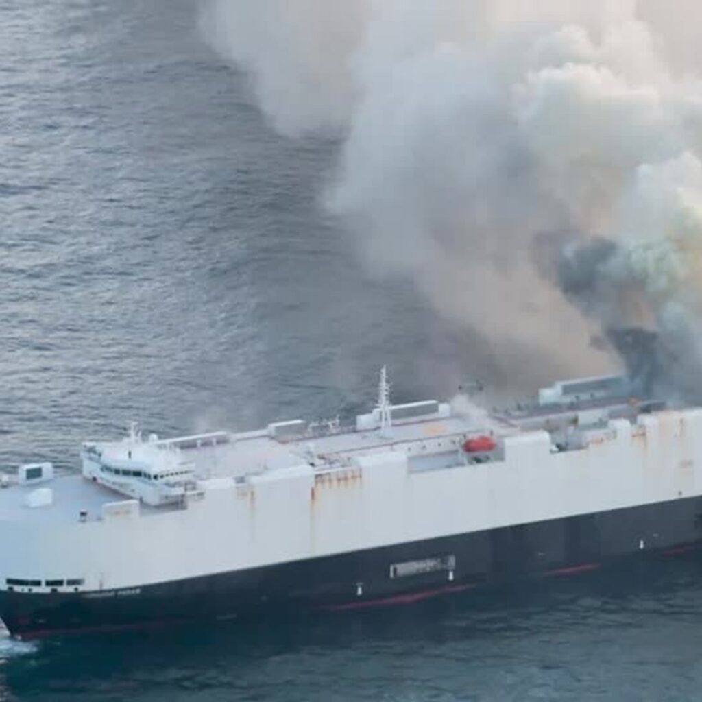 イラン、トルコに弾道ミサイル発射　NATOが無事撃墜