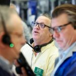 トランプ氏「戦争ほぼ終了」　NYダウ239ドル高、原油81ドル台に急落