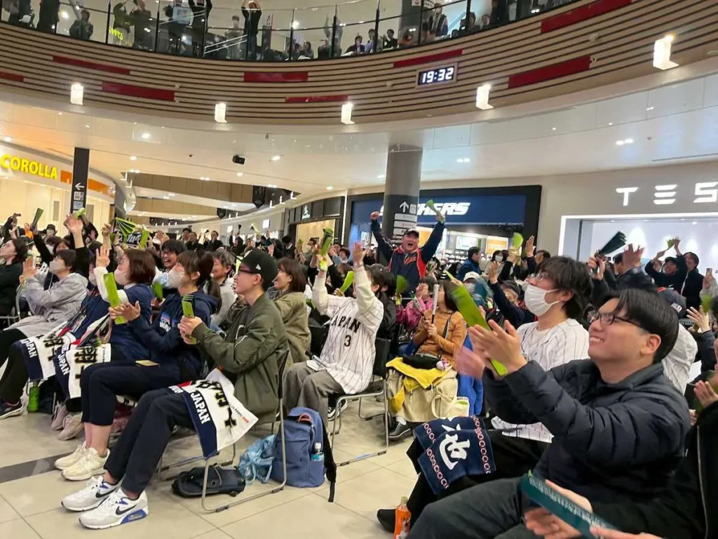 【ネットフリックス独占で地上波放送なくたって】侍ジャパンPVお祭り騒ぎ！　WBC日本初戦、全国150カ所で実施