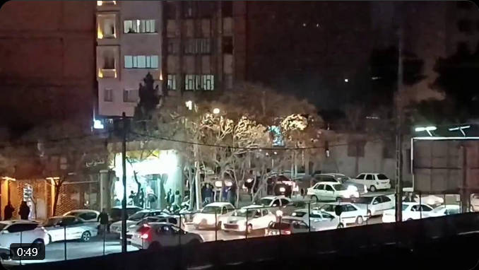 ハメネイ師の死を喜ぶ市民を革命防衛隊の特殊警察と民兵が殺害して回っているとの情報