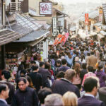 【オーバーツーリズム対策】政府、「二重価格」の指針策定へ　公的観光施設向けに