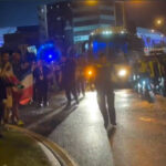 イランの女子サッカーチーム、イスラム政権の国歌を歌うことを拒否。政権は激怒