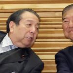 SNSで批判される議員ほどオールドメディアの人気者になる理由　後ろから鉄砲のあの人も