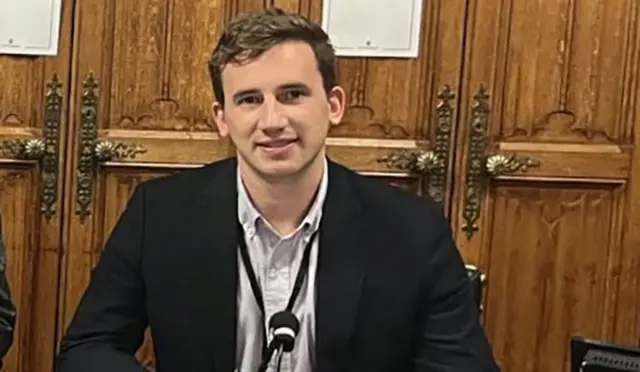 英国テロ対策チーム「中国のスパイを逮捕したら与党議員の夫だったでござる」