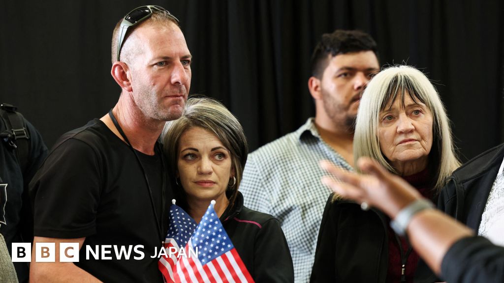 米政権、南アフリカから「白人難民」受け入れ計画か　人種差別的とネット上で批判噴出