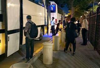 イラン在留邦人　陸路でアゼルバイジャンに到着