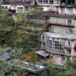 【悲報】鬼怒川温泉、中国からのインバウンド客が来なくなり廃墟になってしまう