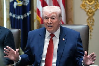 【🪙】米、トランプ氏肖像の1ドル硬貨製造へ