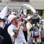 しばき隊さん、1年以上も歩道橋で斎藤辞めろデモを行うも工事により特に収穫なく終了